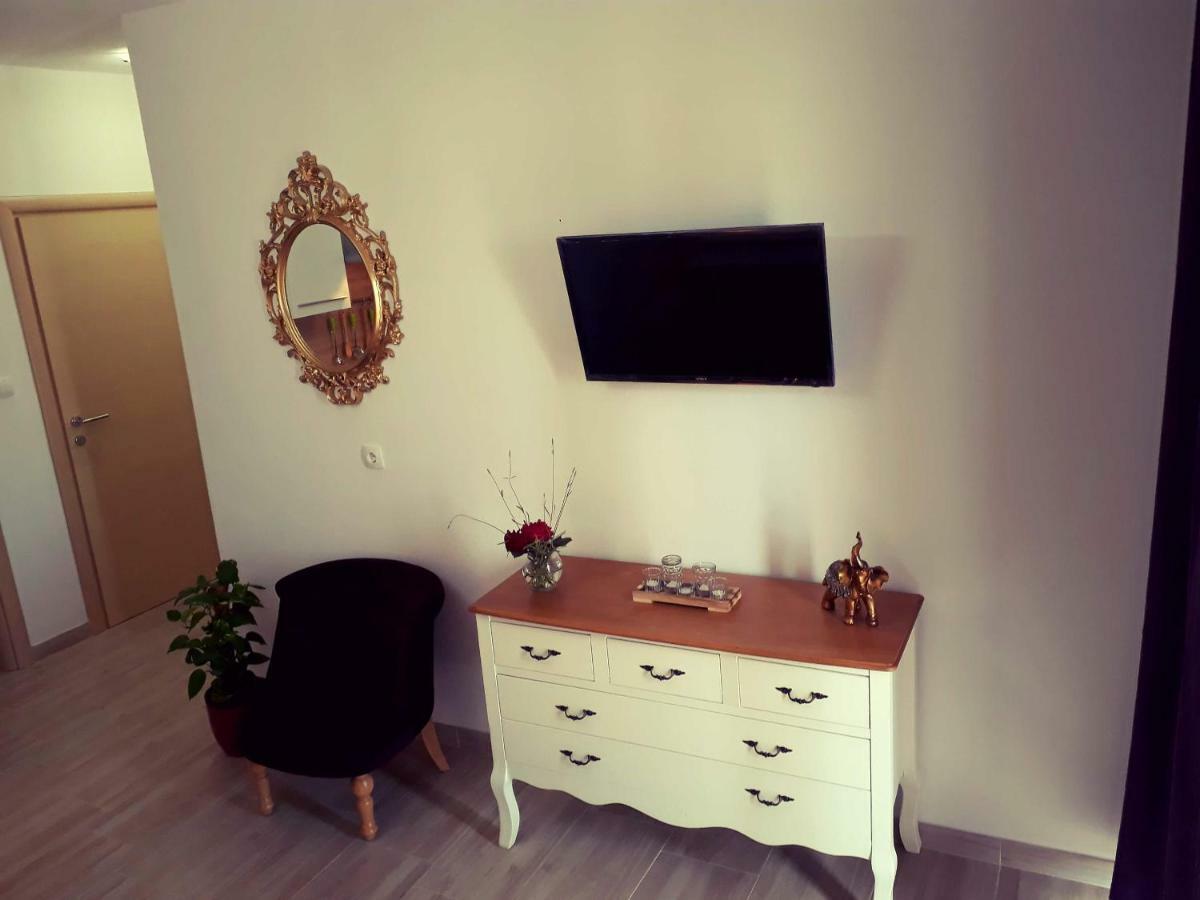 Apartments Jo เซนญ์ ภายนอก รูปภาพ